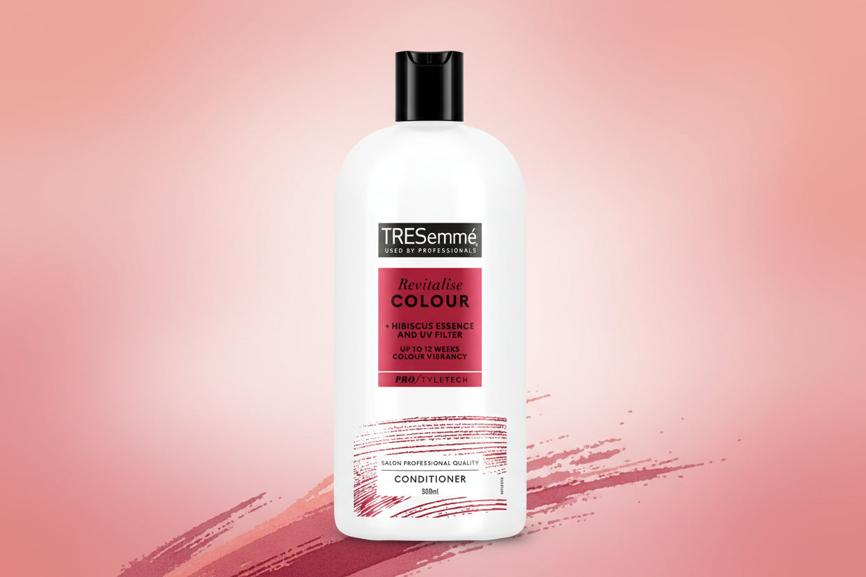 TRESEMME CONDITIONER COLOUR REVITALISE 900 ML.