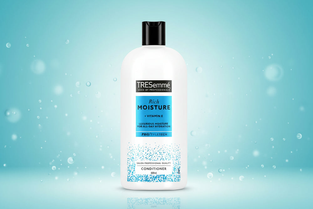 TRESemmé Conditioner Rich Moisture 900ml