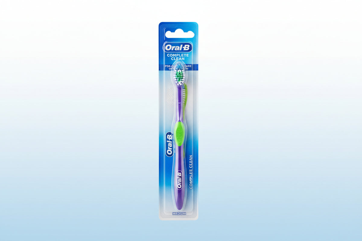 ORAL B TOOTHBRUSH COMPLETE MEDIUM CLEAN STRIP