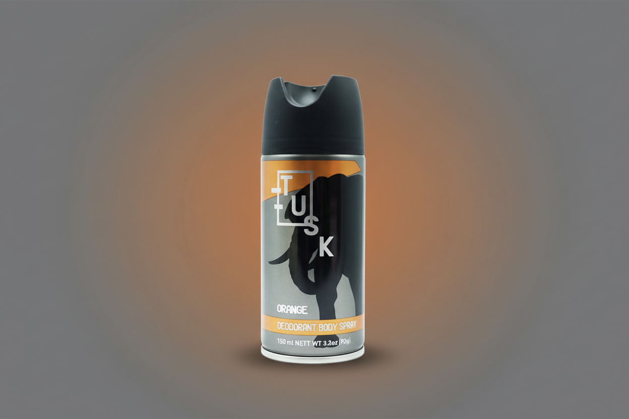 TUSK BODY SPRAY ORANGE  06/12/26  150ml.