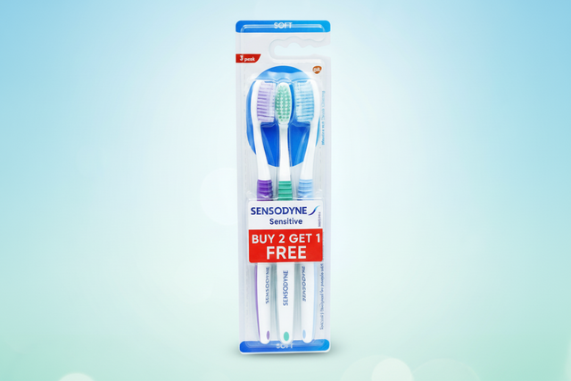 SENSODYNE TOOTHBRUSH SENSITIVE SOFT 3PK