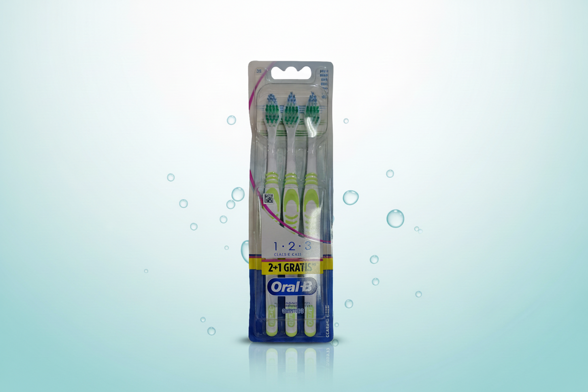 ORAL B TOOTHBRUSH CLASSIC CARE123 MEDIUM 3s