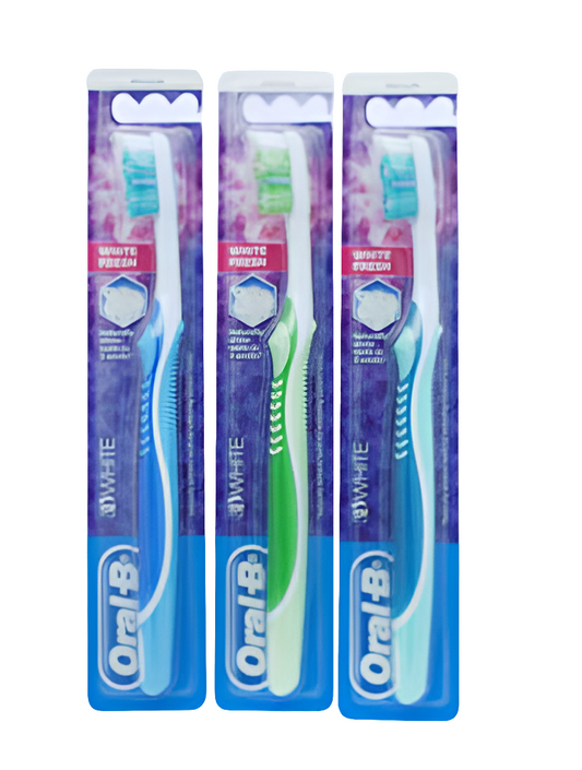 ORAL B TOOTHBRUSH 3D WHITE FRESH